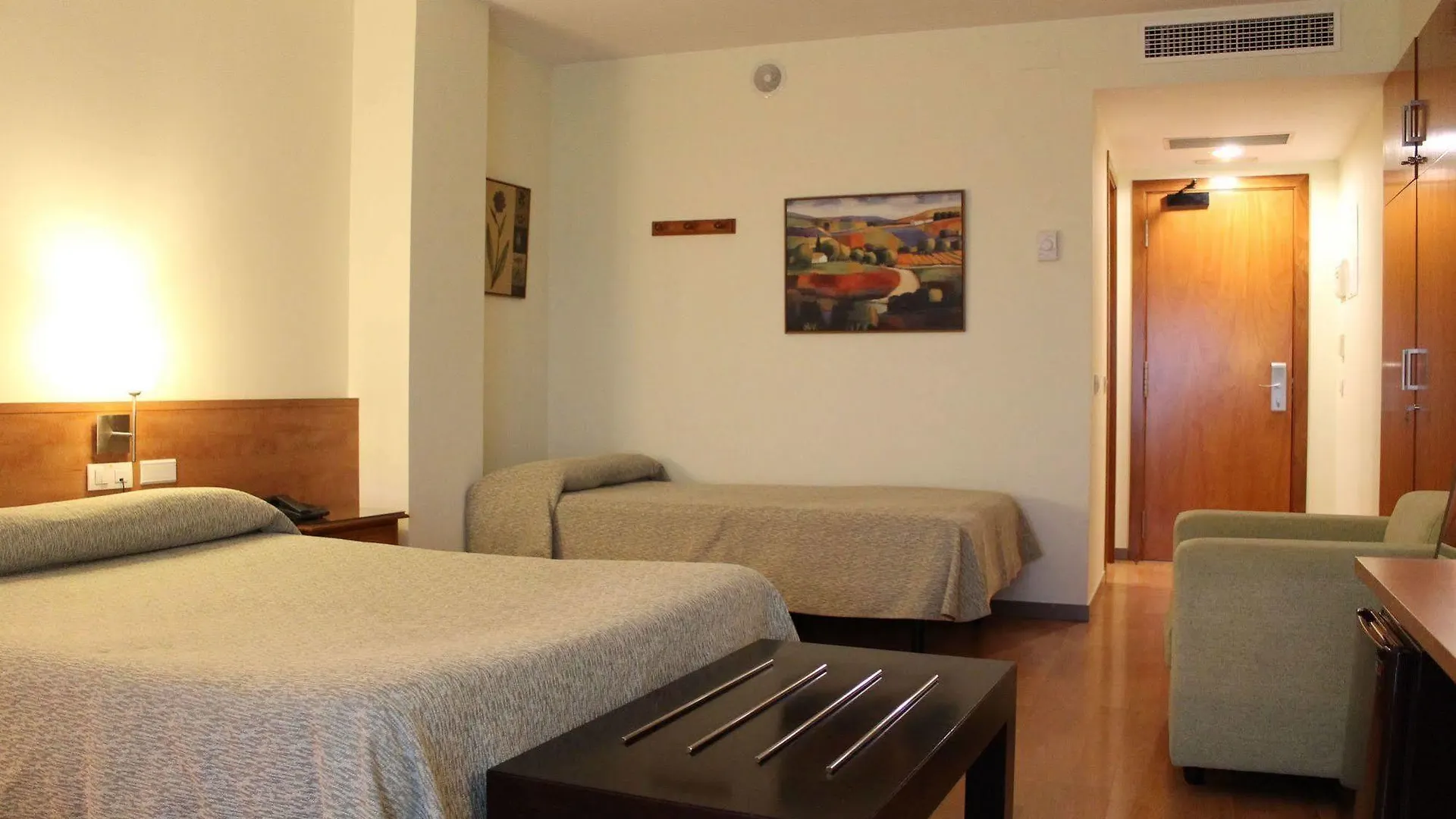 ***  Hotel Flora Parc Castelldefels Spanien